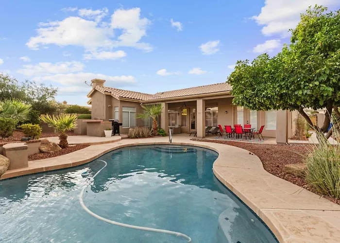 Holiday home Arizona Oasis W Pool Bbq Vaulted Ceilings *
