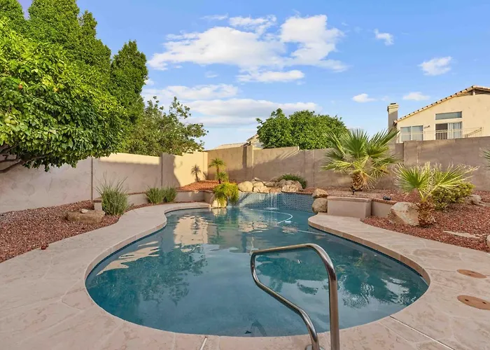 Arizona Oasis W Pool Bbq Vaulted Ceilings Holiday home Mesa